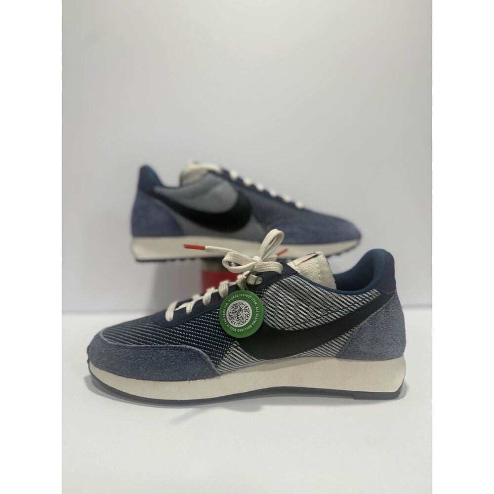 Size 11 - Nike Air Tailwind 79 SE